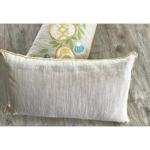 Spring Gatherings Embroidered Crocket Throw Pillows Set of 2 - Picture 8 of 12